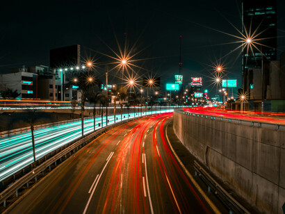Avenida Javier Prado en el distrito de San Isidro en Lima, Perú