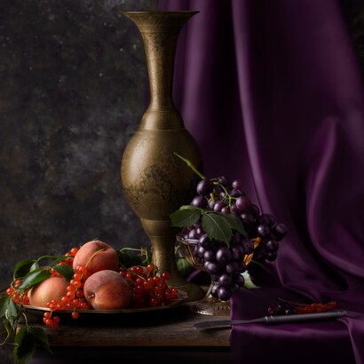 Premiato per la sua intensità interpretativa, Verdastro dimostra che l’attore non solo recita, ma diventa motore di un universo scenico che vibra e trasforma lo spazio