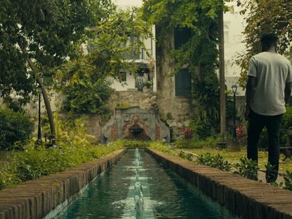 A scene from the comedy/murder mystery/thriller The Resort starring William Jackson Harper 