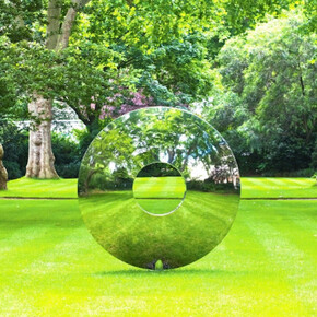 David Harber, Torus. Courtesy of Inception Gallery