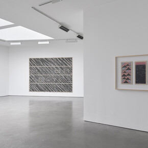 Ding Yi, The road to heaven, exhibition view. Courtesy of Lisson Gallery © Ding Yi
