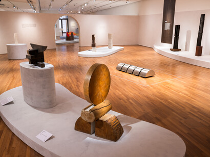 Kim Lim, The space between. A retrospective, exhibition view. Courtesy of National Gallery Singapore