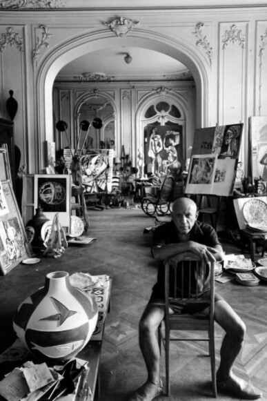 Arnold Newman. Courtesy of Fahey/Klein Gallery