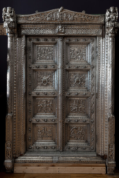 Vaishnav Temple Doors, Rajasthan, Jaipur, India, circa 19th century. Courtesy of Kapoor Galleries
