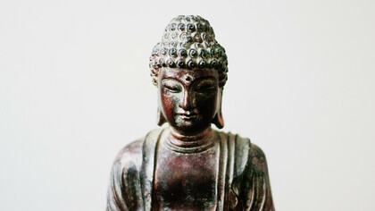 Para Buda, el sufrimiento es un paso necesario hacia la fusión con lo eterno