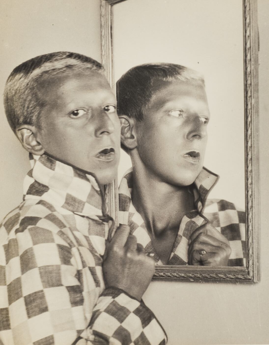 Claude Cahun, 1894 - 1954, Self Portrait 1927. Image courtesy of the Wilson Centre for Photography
