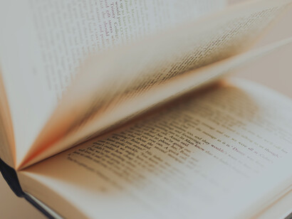 Páginas de un libro de poemas