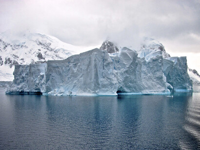 When the ice melts, either ground surface or seawater replaces this area