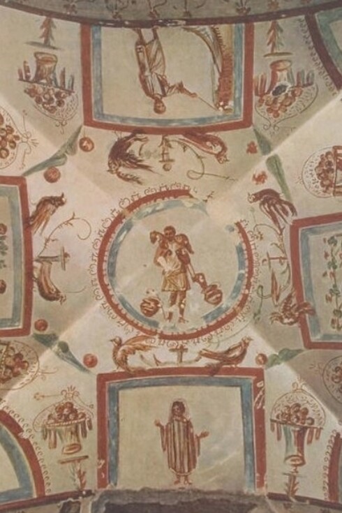 Cemeterium Maius, Catacombe di Pretestato, Roma, Italia. I cristiani furono spesso fraintesi dai romani, che li accusavano di pratiche oscure e superstiziose, come il "cannibalismo", a causa dell'interpretazione della comunione