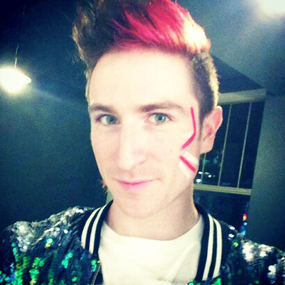 Nicholas Petricca con i Walk the Moon