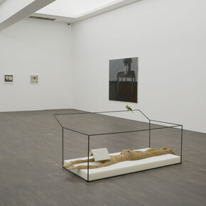 Divers artistes, Présents, donations privées au S.M.A.K, vue d'exposition. Avec l'aimable autorisation de S.M.A.K