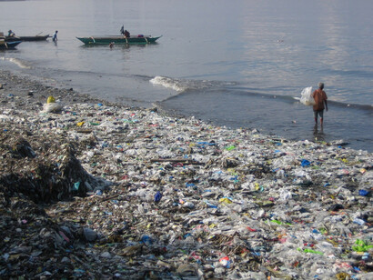 La plastica invade le coste oceaniche