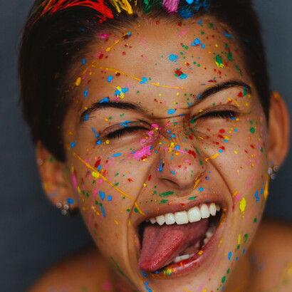 Não esquecer na fase adulta a lição que mora na infância sobre bagunçar, sujar e arrumar