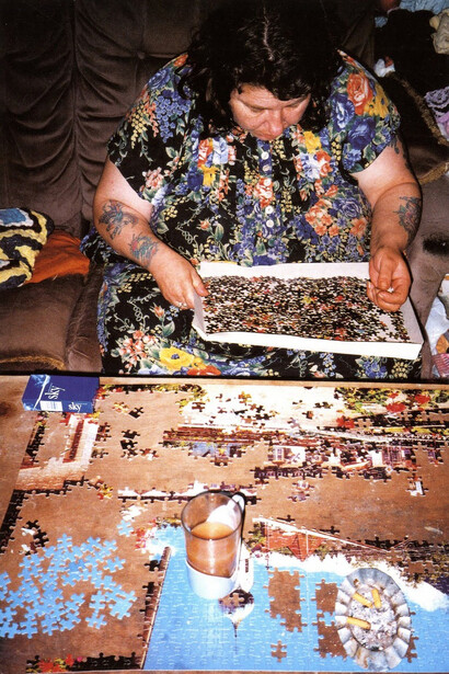 Untitled (1994) by Richard Billingham © www.saatchigallery.com