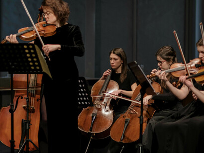 Orchestra di violini e violoncelli