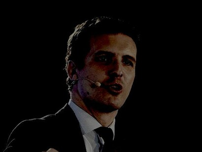 Pablo Casado intenta emular a su mentor Aznar siguiendo una estrategia de la crispación