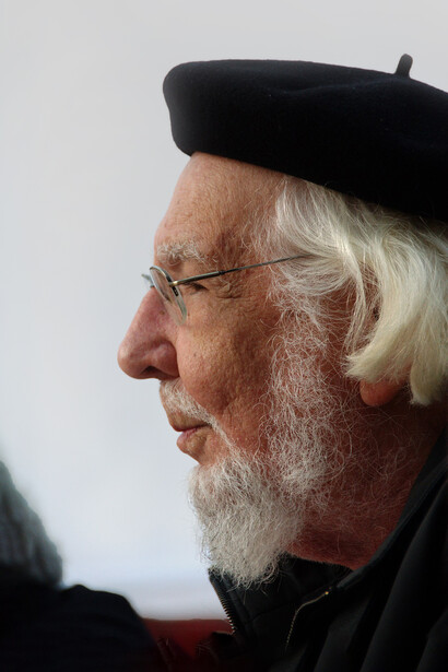 El funeral de Cardenal fue brutalmente saboteado por el gobierno de Ortega, lo que evidenció el temor del poder frente a su legado espiritual y revolucionario