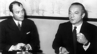 Horacio Ferrer, poeta y escritor, junto a Astor Piazzolla, bandoneonista y compositor