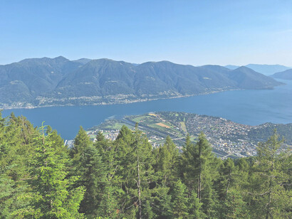Ascona, Lago Maggiore, Svizzera. Un battello conduce alle Isole di Brissago con 20 minuti di navigazione