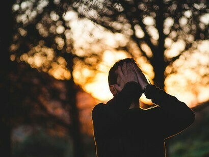 Traces of painful unsolved experiences