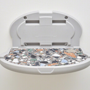 Grundstück, Exhibition view. Courtesy of Jessica Silverman Gallery