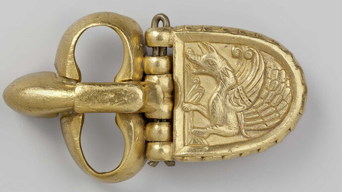 The Crown of Kerch. Courtesy of Neues Museum