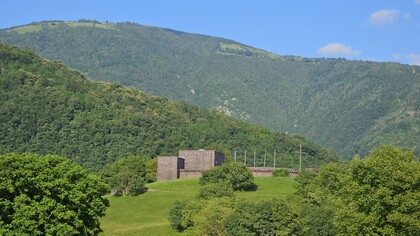 Vista del cimitero germanico di Quero, Belluno