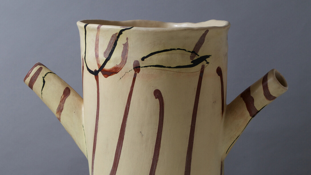 Alison Britton, Upstart, 2017, image by Philip Sayer courtesy of Taste Contemporary