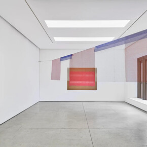 Salvatore Emblema, exhibition view. Courtesy of White Cube