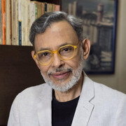 Edinson Martínez