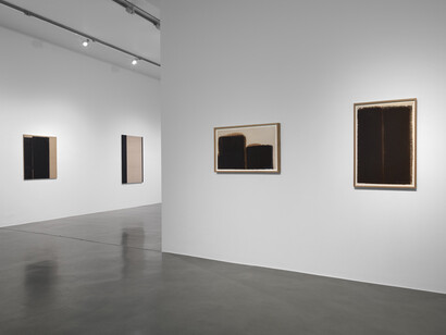 Yun Hyong-keun. Courtesy of Simon Lee Gallery