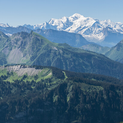 La Haute-Savoie. Il n’est pas rare d’y rencontrer des alpinistes et des randonneurs du monde entier © By Krzysztof Golik - Own work, CC BY-SA 4.0