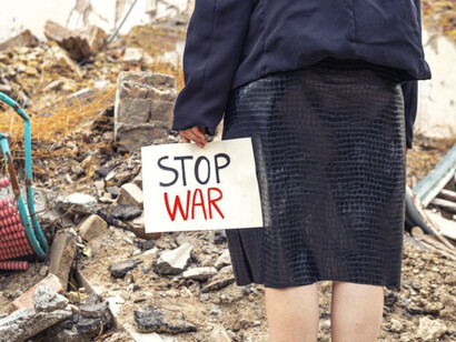 El estado sionista de Israel controla hasta las televisiones públicas europeas. RTVE de España e incluso la BBC del Reino Unido han notificado los controles a todo lo que publican y transmiten por sus cadenas