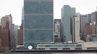 Sede de las Naciones Unidas, Muelle 2, Parque Estatal Gantry Plaza, Hunters Point, Queens, EE. UU.