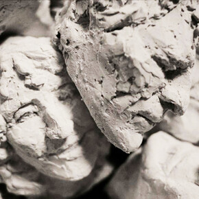 Head 2009, detail - plasterboard installation, 130x200x200 Courtesy Zoé Rumeau et Laure Roynette Gallery