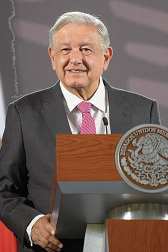 Der ausgehende Präsident López Obrador, auch bekannter als AMLO, von der Partei MORENA (Movimiento de Regeneracion Nacional)