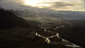 Leh valley from air © Ashish Kothari
