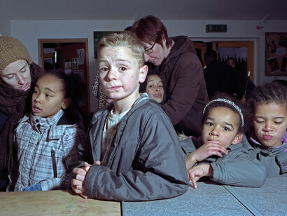 Mark Neville, Somerford Grove Adventure Playground in Tottenham, 2011, C-type print, Paper 120 x 154 cm, Image 101 x 135 cm, Edition of 5, © Mark Neville, courtesy of the artist and Alan Cristea Gallery
