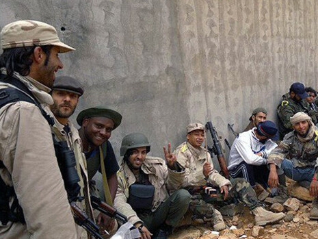 October 2011 saw fierce fighting between anti-Gaddafi revolutionaries and loyalist forces, shaping the course of Libya’s post-Gaddafi future