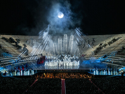Opera Festival all’Arena di Verona, edizione passata, vista dello spettacolo. Per gentile concessione dell’Arena di Verona. Foto di Heads Collective