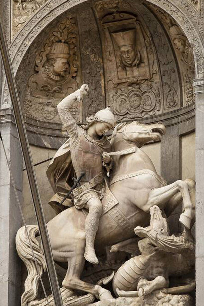 San Jorge y el dragón, Palacio de la Generalitat de Cataluña, Barcelona. Andreu Aleu i Teixidor, 1860