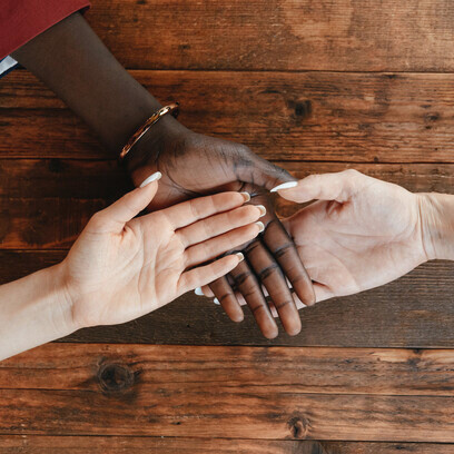 Procure olhar mais para dentro de você para que tenha a sensibilidade de enxergar e ajudar o outro