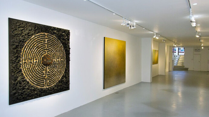 Form: Flow, Exhibition view. Courtesy of Amar Gallery