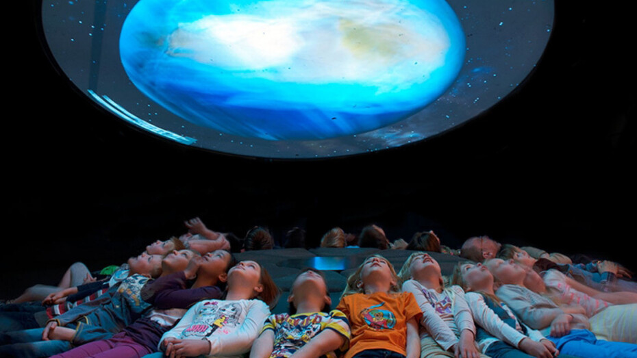 The Cosmos and the Solar System. Courtesy of Museum für Naturkunde