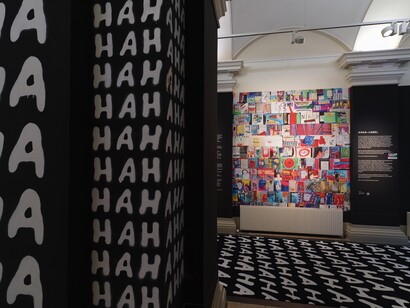 Haha. Burst's cross chain artifacts, exhibition view. Courtesy of OÖ Landes-Kultur GmbH