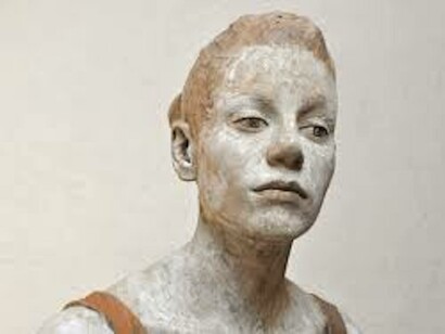 Bruno Walpoth, "Why not?" (dettaglio), legno policromo, 2015, Courtesy l’artista