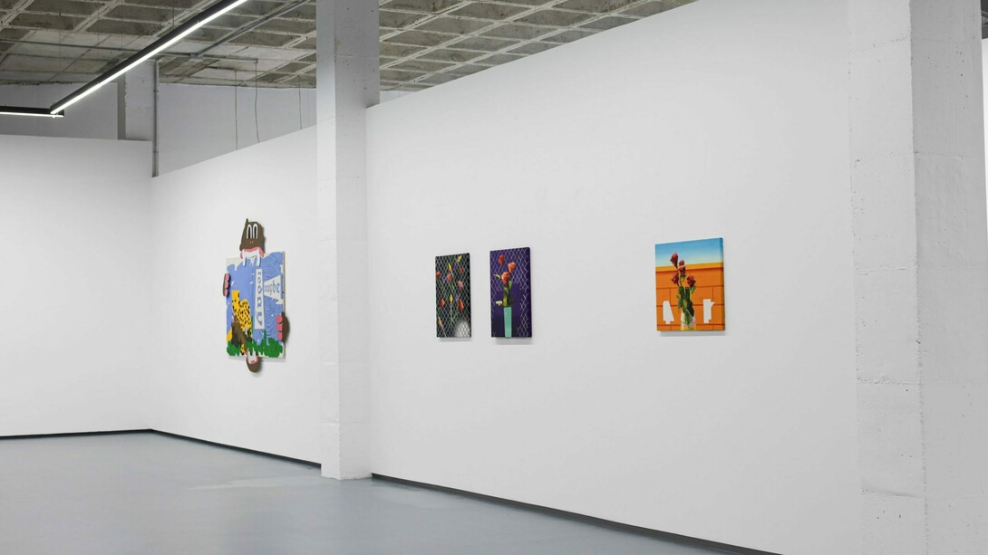 Varios artistas, Cheers for a pop up life, vista de exhibición. Cortesía de Yusto/Giner