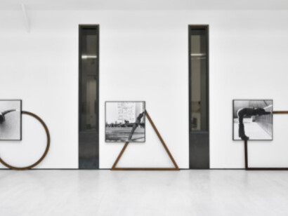 Japanese Conceptual photography from the 1970's, Exhibition view. Courtesy of Christophe Gaillard