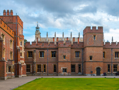 Founded in 1440 by Henry VI, Eton College is a private boys’ boarding school in Eton, Berkshire, and today stands as the largest boarding school in England, surpassing Millfield and Oundle