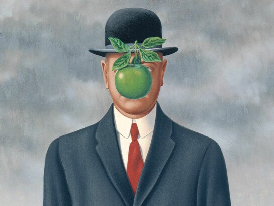 René Magritte, El hijo del hombre (1964). El rostro oculto tras la manzana evoca el anonimato del Dasein, el “hombre en tanto que ente real” que Heidegger sitúa ante las preguntas radicales del ser